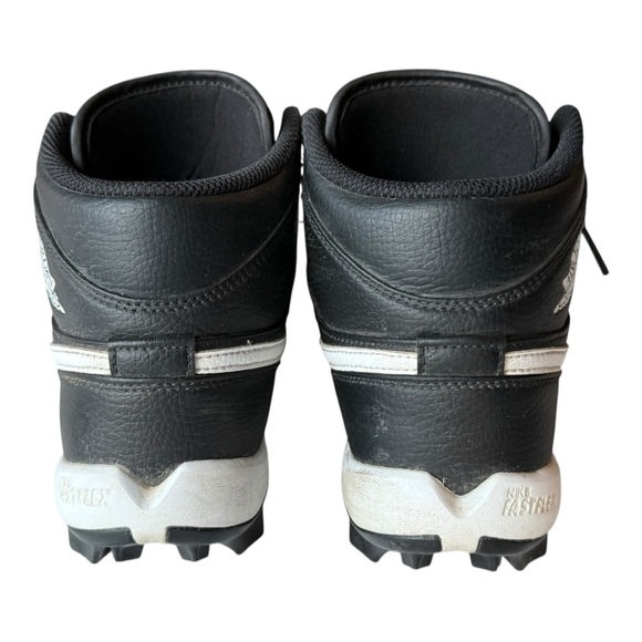 Air Jordan 1 GS Mid Cleats, Youth size 6 Baseball Football - Picture 5 of 10